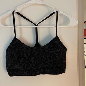 Lulu Flow-Y Bra Size 8